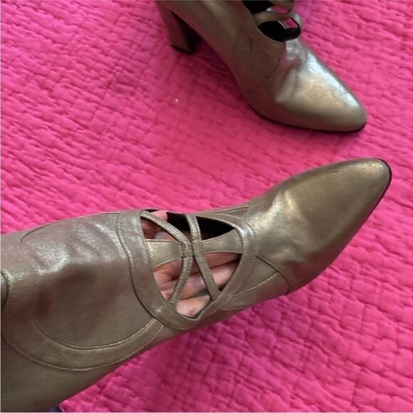 Hermes Elegant Silver cut out Knee-High Boots, US8 - Picture 4 of 9